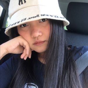 Meet your Posher, Giang